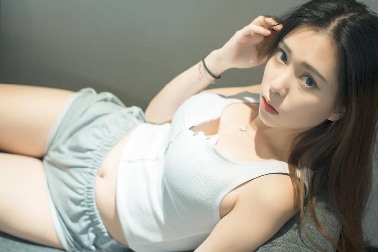 摸bbb搡bbbb搡bbb在娱乐界的应用